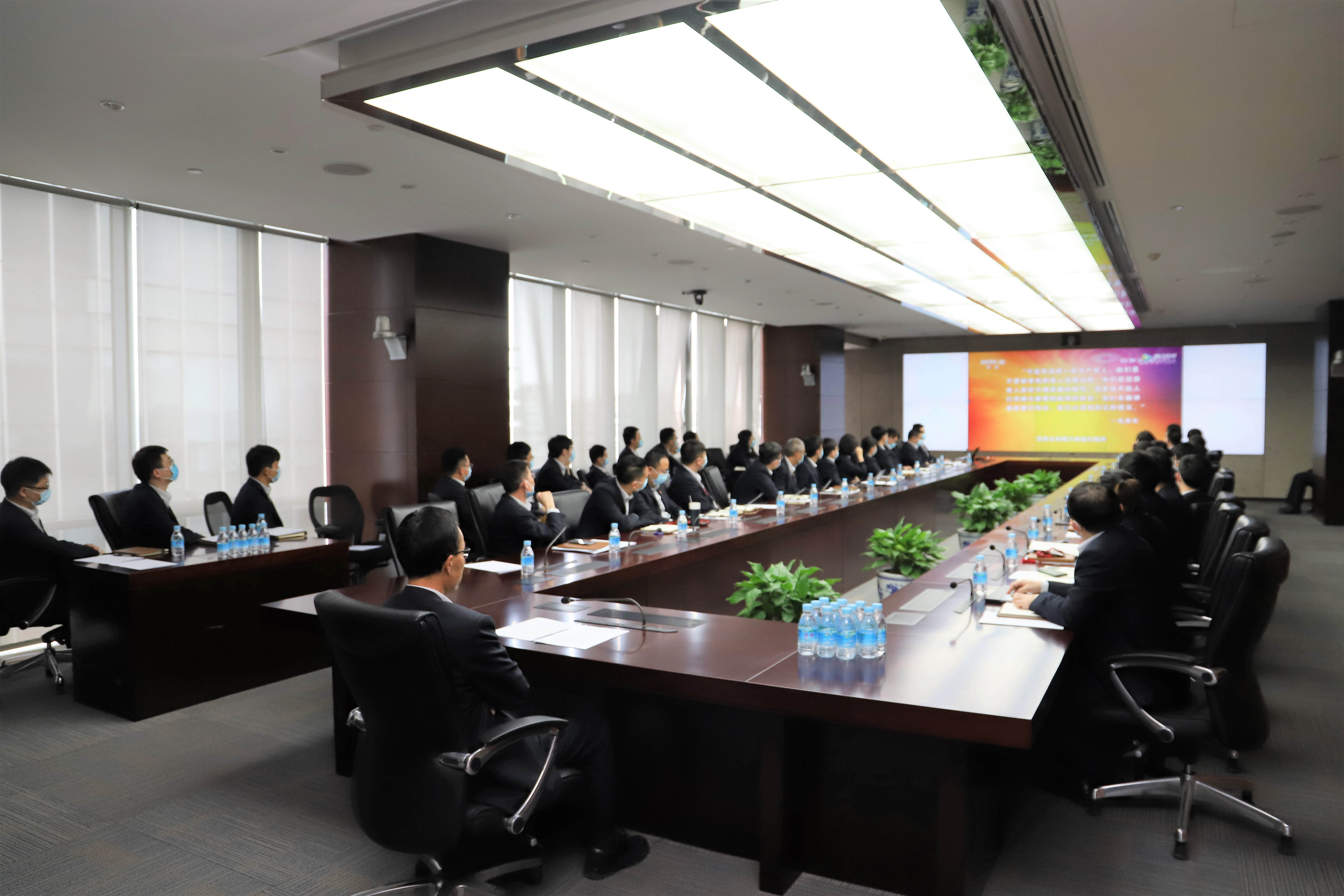 會議照片-web.jpg
